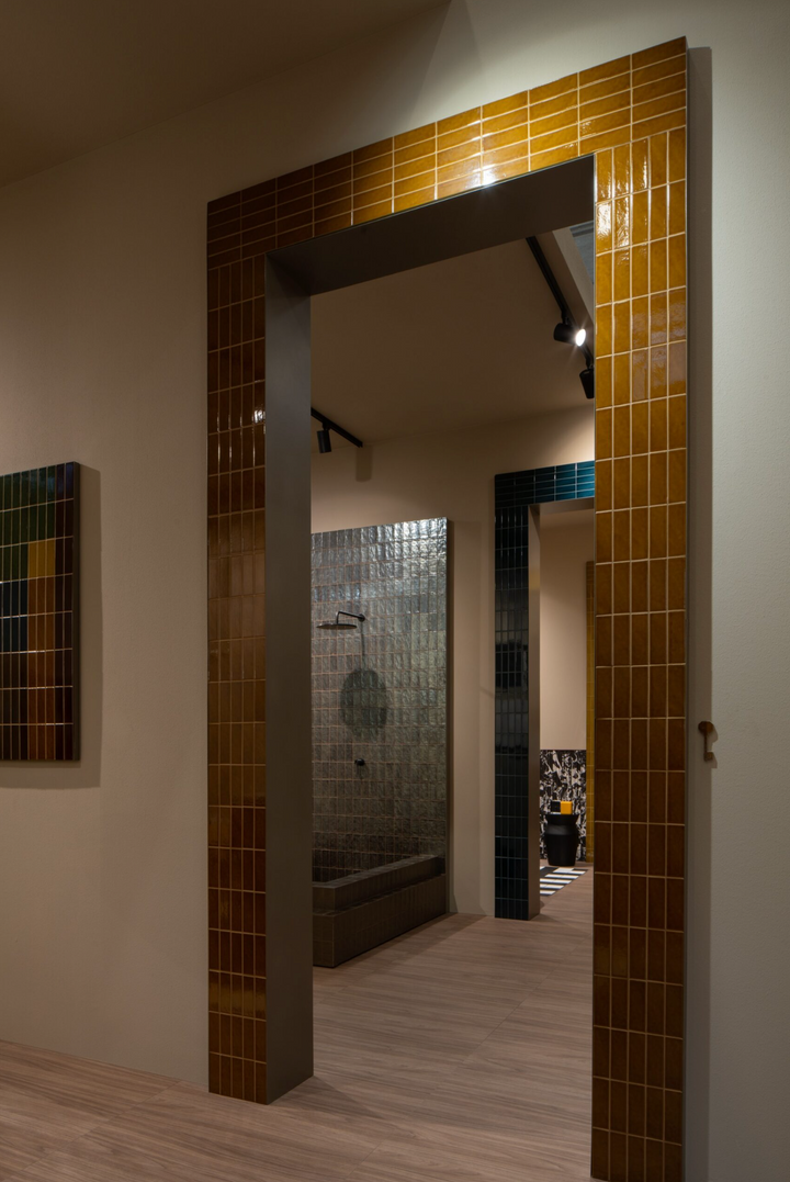 AMORE AMBRA 150X50MM GLOSS