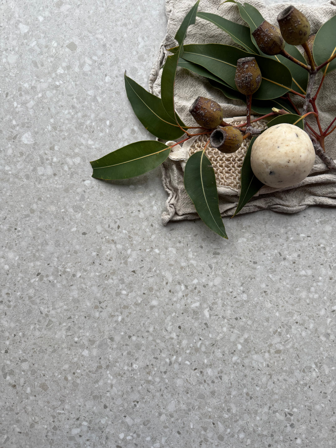 SULLY MIST PORCELAIN TERRAZZO 600X600